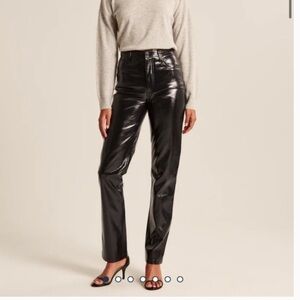 Abercrombie Navy Patent Leather 90s Straight Pant 30S